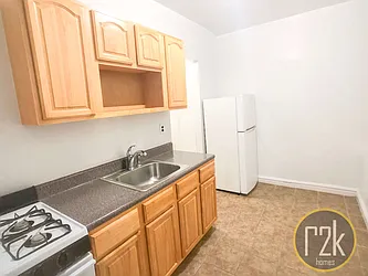 Rented by Realty 2000 Corp