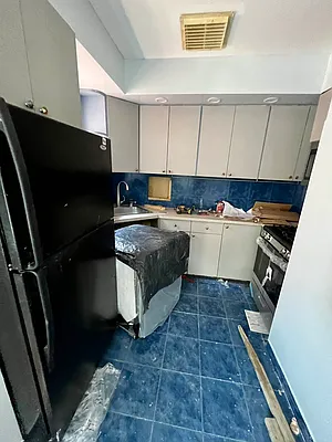 Rented by Elmekies Equities | media 26