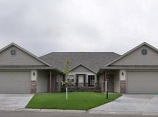 6427 Bandel Hills Ln NW, Rochester, MN 55901