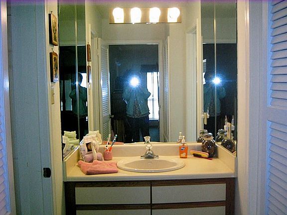 5th image of 200 Fountain Lk Unit 116