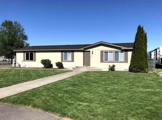612 N Shamrock Rd, Veradale, WA 99037