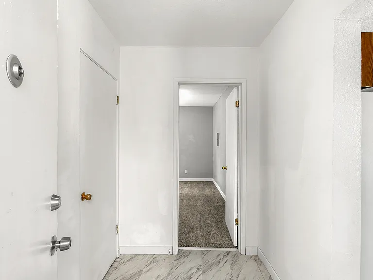 1020 J St #7 — Photo 3