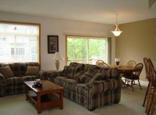 207 Christenson Way NE, Fridley, MN 55432