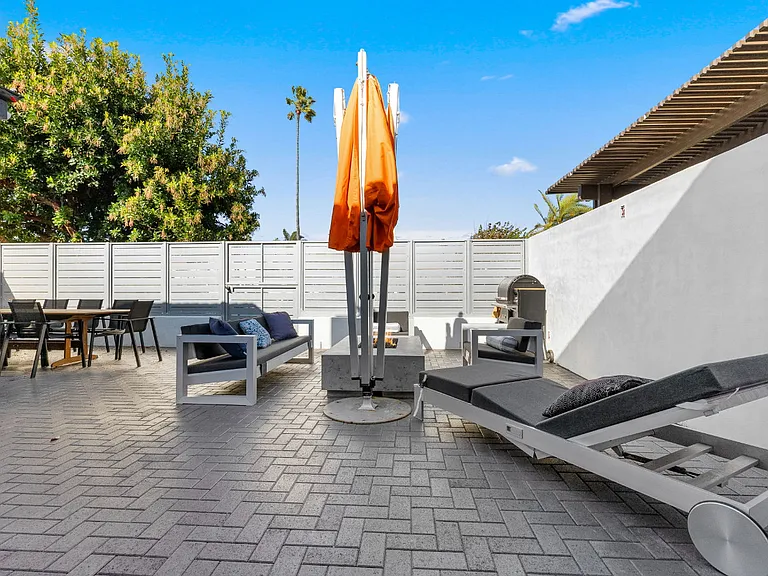 7 Gingertree Ln — Photo 22