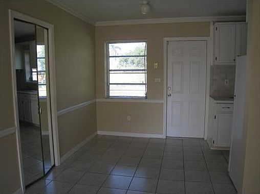 2nd image of 10101 Dominican Dr