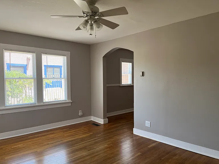 406 Princeton Dr SE — Photo 5