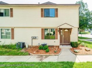 3930 Hunters Ridge Dr APT 3, Lansing, MI 48911