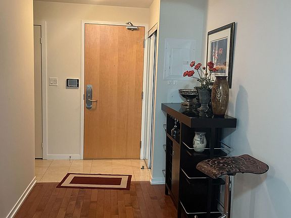 3rd image of 65 Bremner Blvd #4211