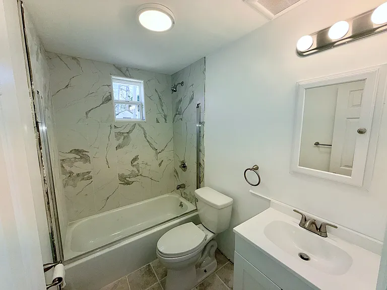 180 New York Ave — Photo 11