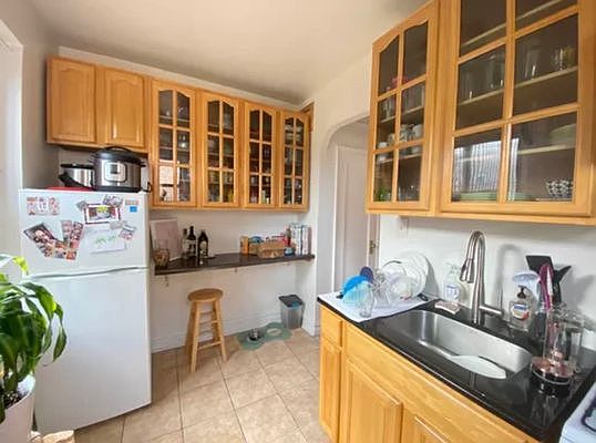 4th image of 395 Ocean Ave APT 6R