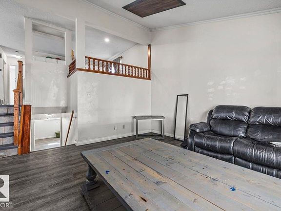 5th image of 329 Warwick Rd NW