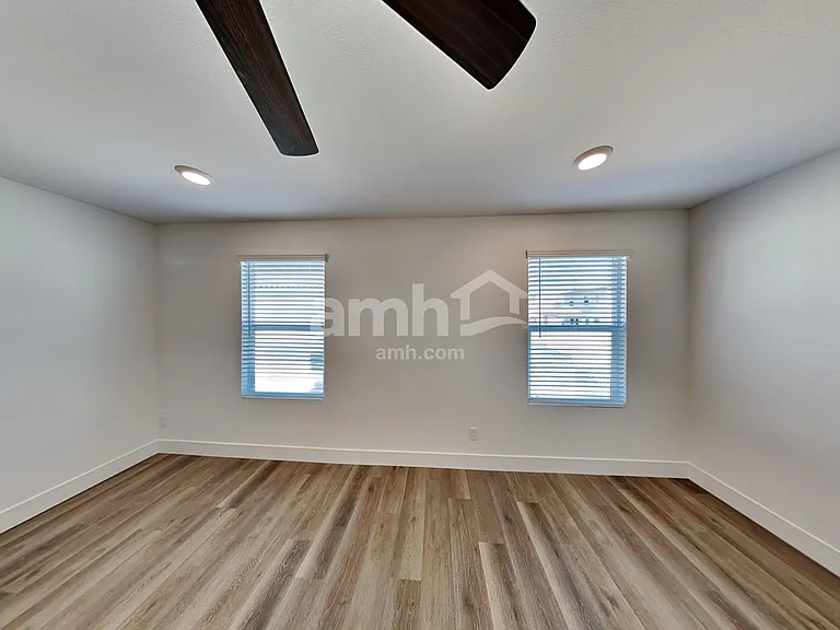 4255 Halo Hollyhock St — Photo 10