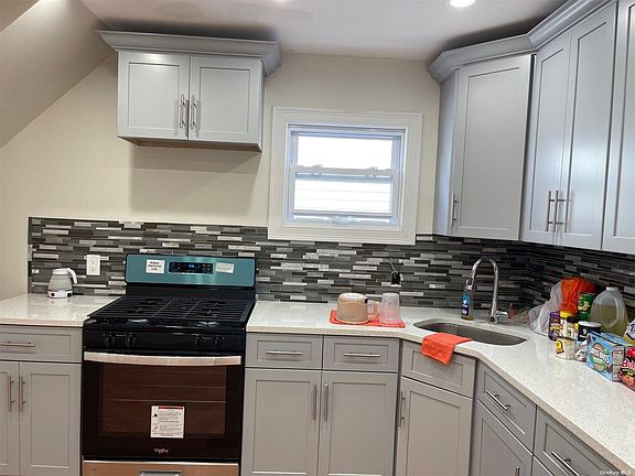 5th image of 69-37 Hillmeyer Ave #2