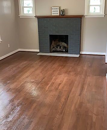 3rd image of 224 W Oakmont Blvd
