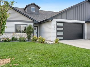 1216 Zitkala Sa Trl, Vermillion, SD 57069