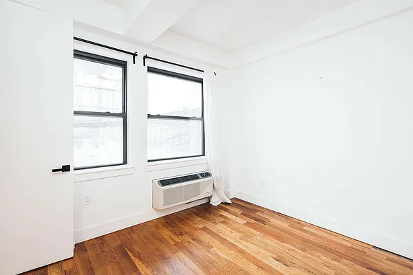 Rented by Nooklyn NYC LLC | media 3