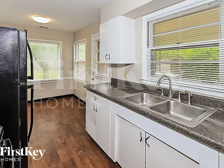 1515 Mount Moriah Rd — Photo 7