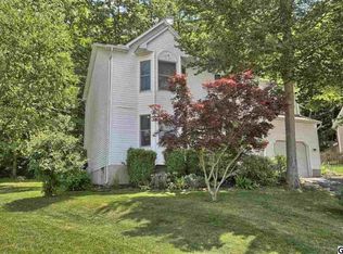 25 Yankee Dr, Mount Holly Springs, PA