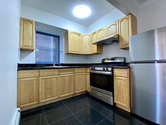 5th image of 111-30 37th Ave #1A