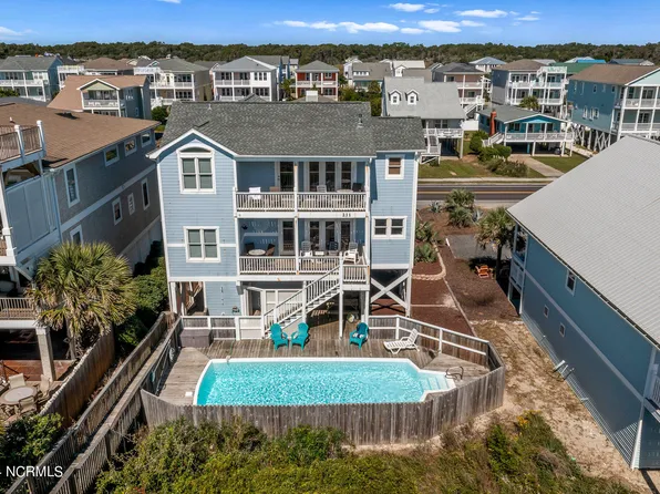 211 Ocean Boulevard W, Holden Beach, NC 28462
