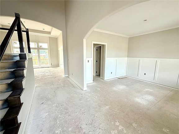 3rd image of 1039 Fir Ln