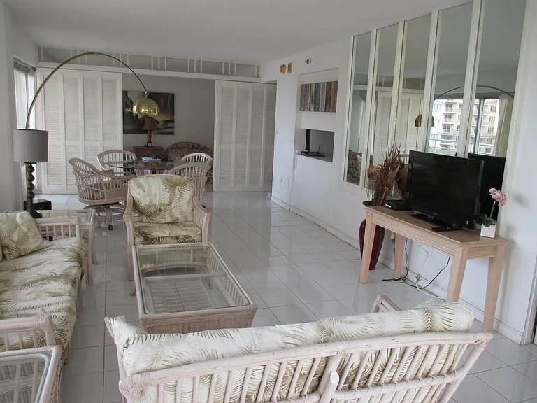 1777 Ala Moana Blvd #1109 — Photo 6