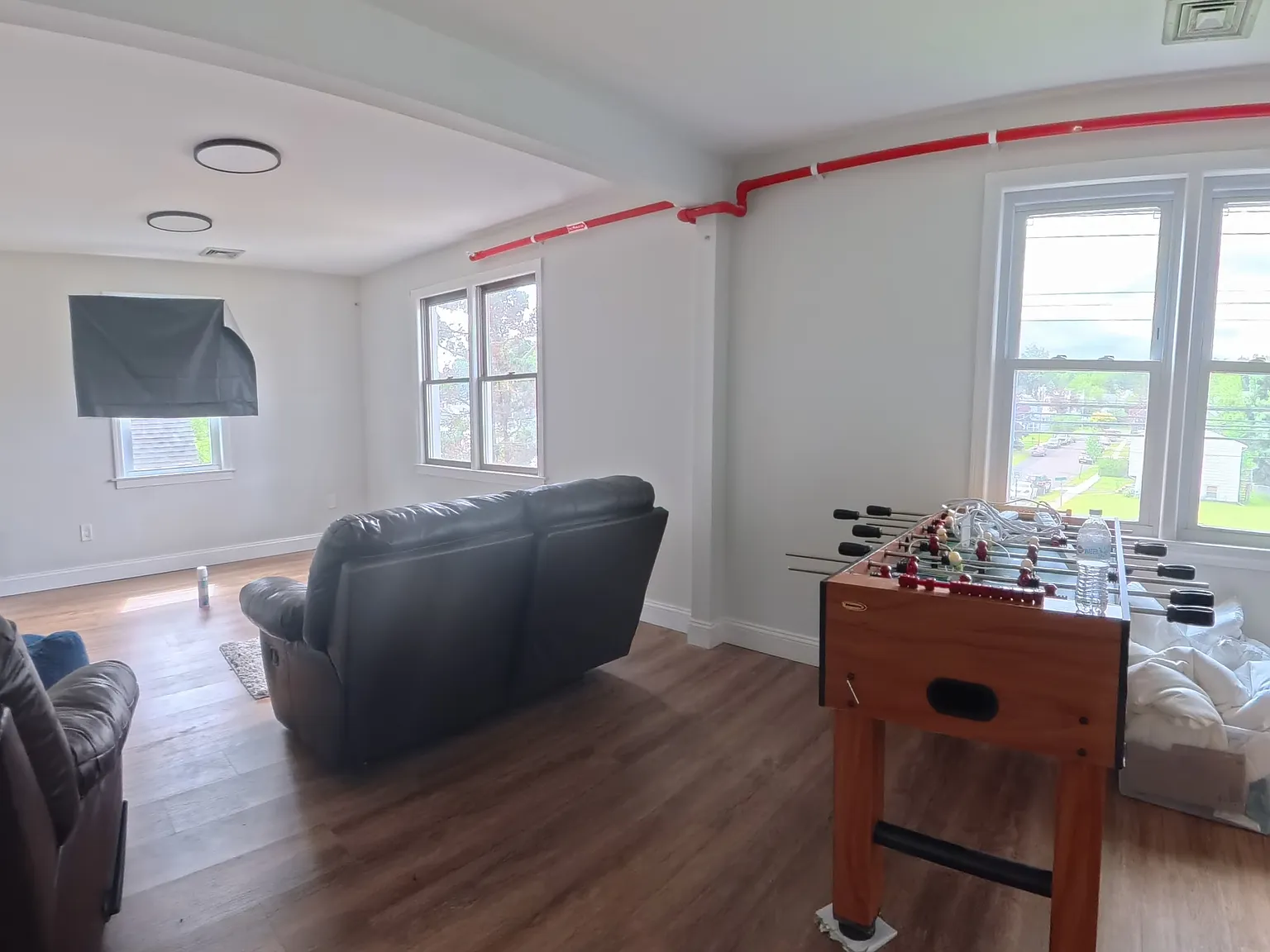 4 bed, 5000 sqft, $3,600 — Photo 3