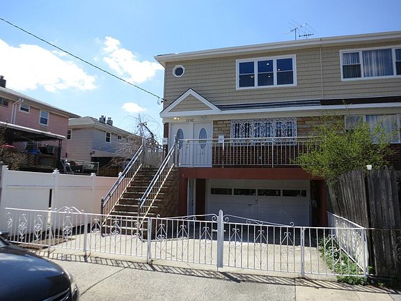 2nd image of 1242 E 92nd St