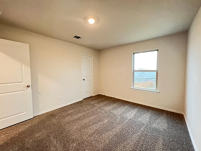 329 Sage St — Photo 23
