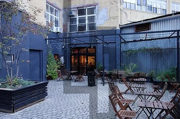 Rented by Loom Group | media 5