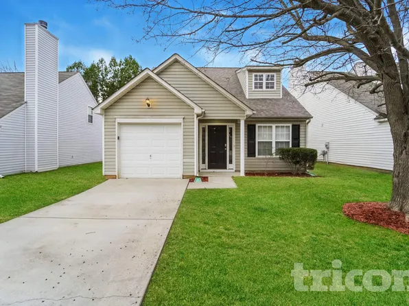 11011 Pointer Ridge Dr, Charlotte, NC 28214
