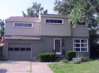 1127 Silver Lake Ave, Cuyahoga Falls, OH 44223