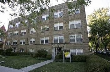 1st image of 4248 N Kedvale Ave APT 3W
