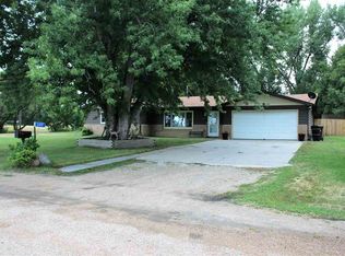 2497 Lily Dr, Columbus, NE 68601