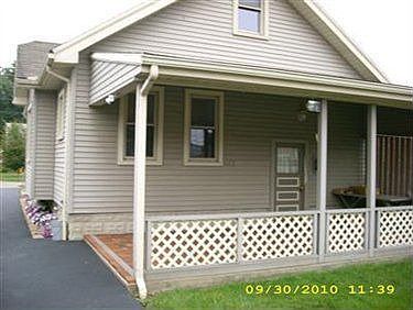 5th image of 1638 Everett Ave
