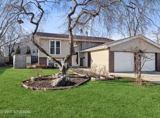 1300 California Ave, Aurora, IL 60506