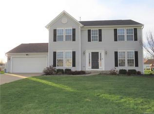 104 Park Ln, Grand Island, NY 14072