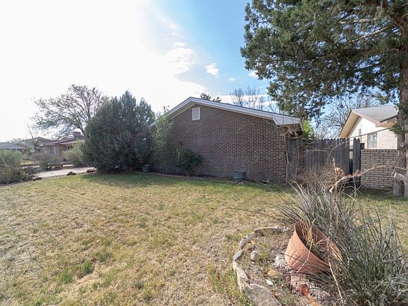 4th image of 241 Oklahoma Dr