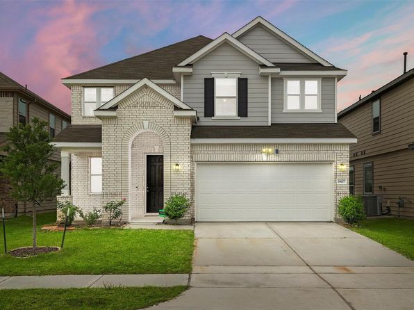 Property image for 14627 Monterey Cypress Dr, Houston, TX 77068