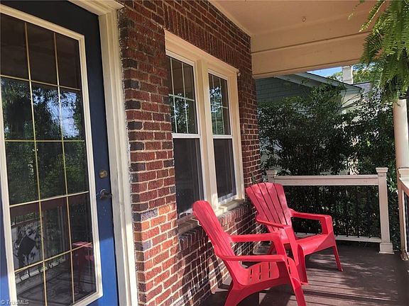 2nd image of 505 Mayflower Dr