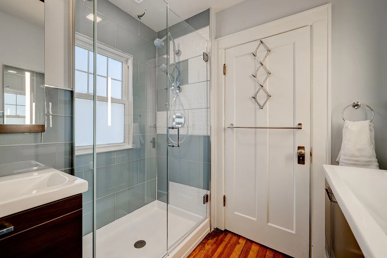 3 bed, 1.5 bath, 1831 sqft, $2,900 — Photo 3