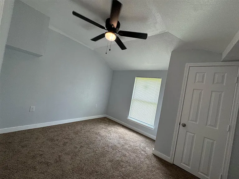 10437 Barnham St — Photo 12