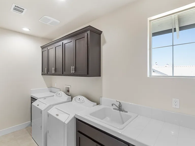 2795 Cooper Cir — Photo 5