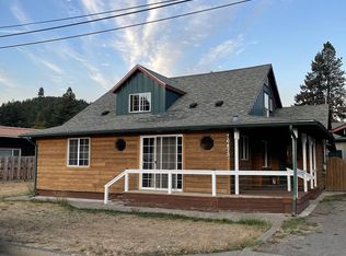 76475 Spot St, Oakridge, OR 97463