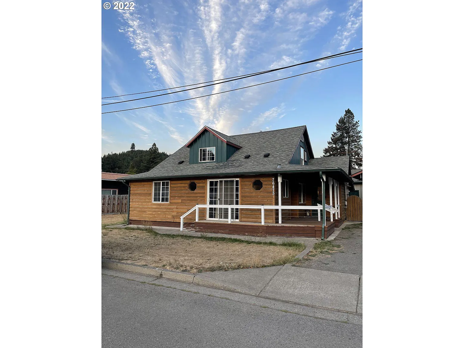 76475 Spot St photo 1