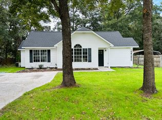 16 Southern Magnolia Dr, Beaufort, SC 29907