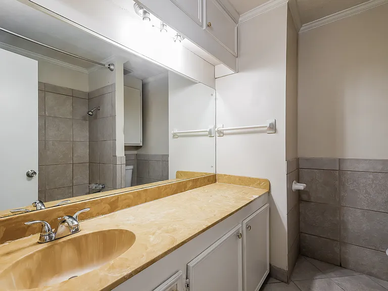 512 Crosskeys Dr — Photo 8