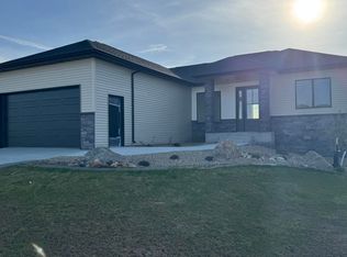 3715 Steel St, Bismarck, ND 58503