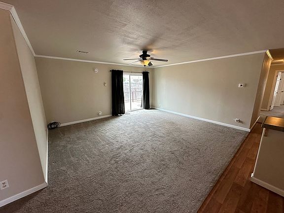 3rd image of 203 Plum St