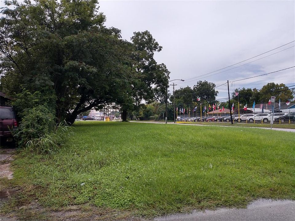 1st image of 6902 Avenue U